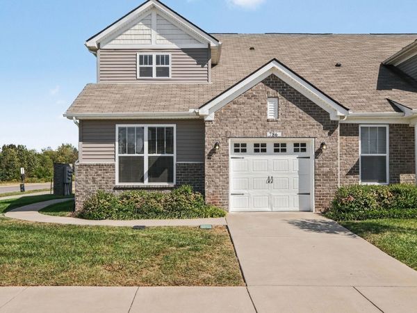 786 Mickelson Way , Lebanon, TN 37087