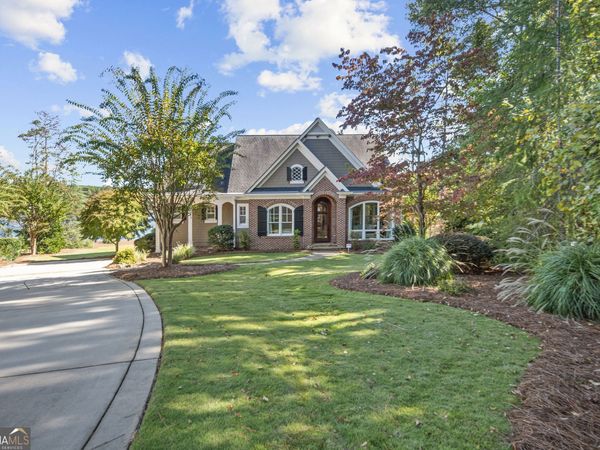 1061 Tomahawk Court, White Plains, GA 30678