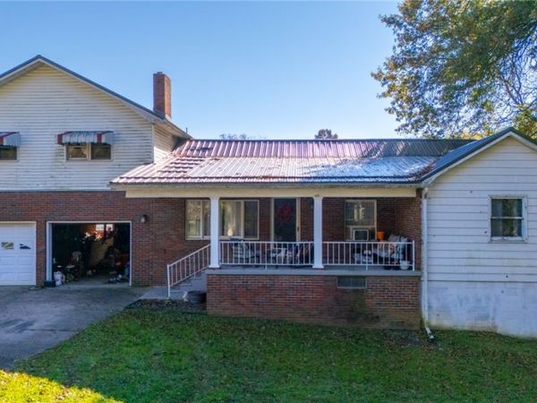 54561 Lysien Road, Powhatan Point, OH 43942