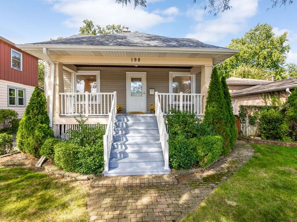 198 W QUINCY Street , Riverside, IL 60546