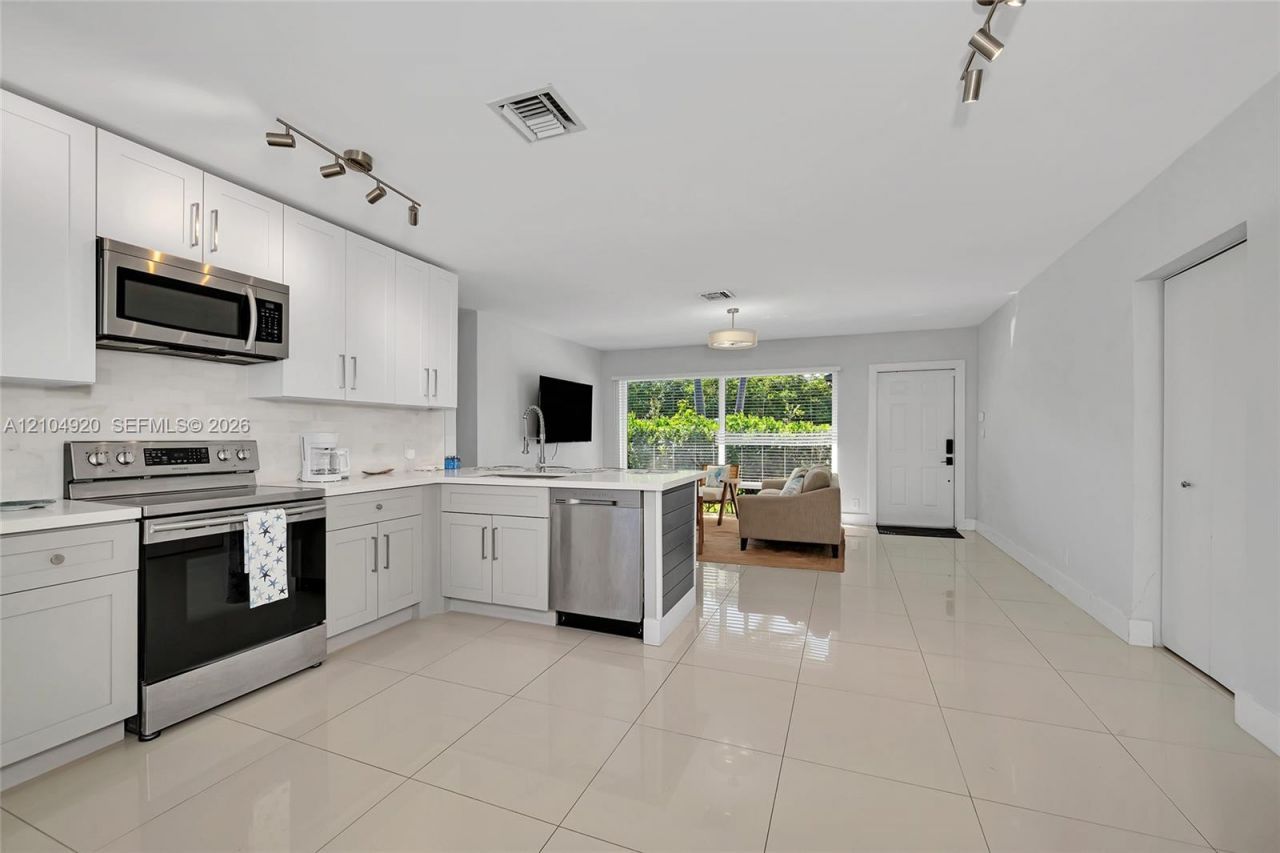 Hash Docks 1700 SW 23rd Ave, Fort Lauderdale, FL 33312 | MLS ID A12104920 - The ...