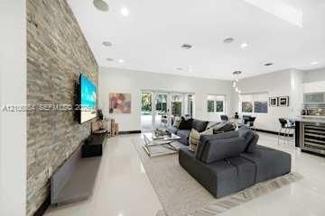 885 SW 144th Ave , Miami, FL 33184 Photo