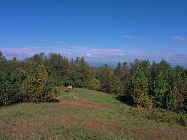 000 Treadway Road , Moravian Falls, NC 28654