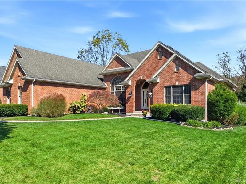 3648 E Salinas Circle, Bellbrook, OH 45440 Photo 2