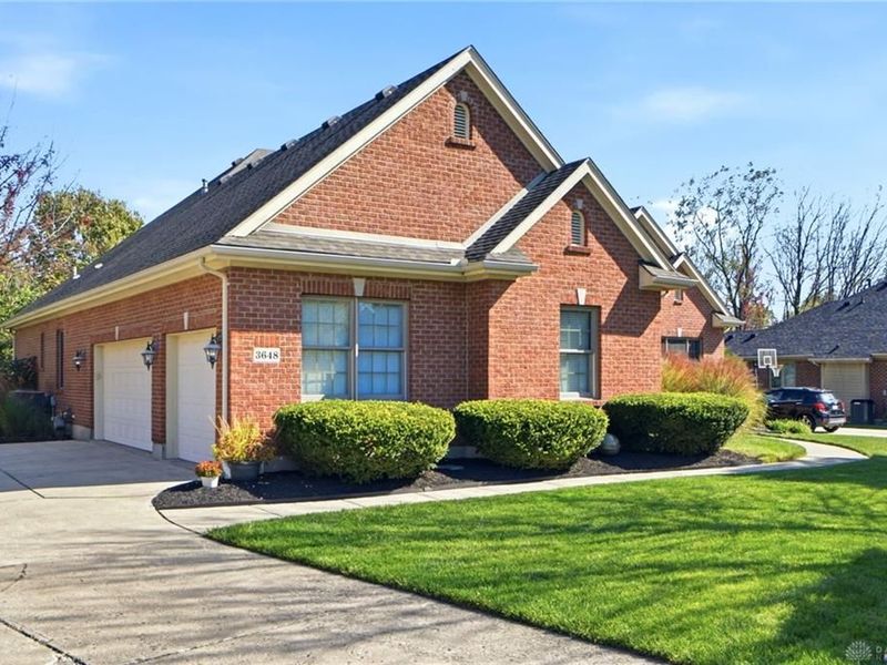 3648 E Salinas Circle, Bellbrook, OH 45440 Photo 3
