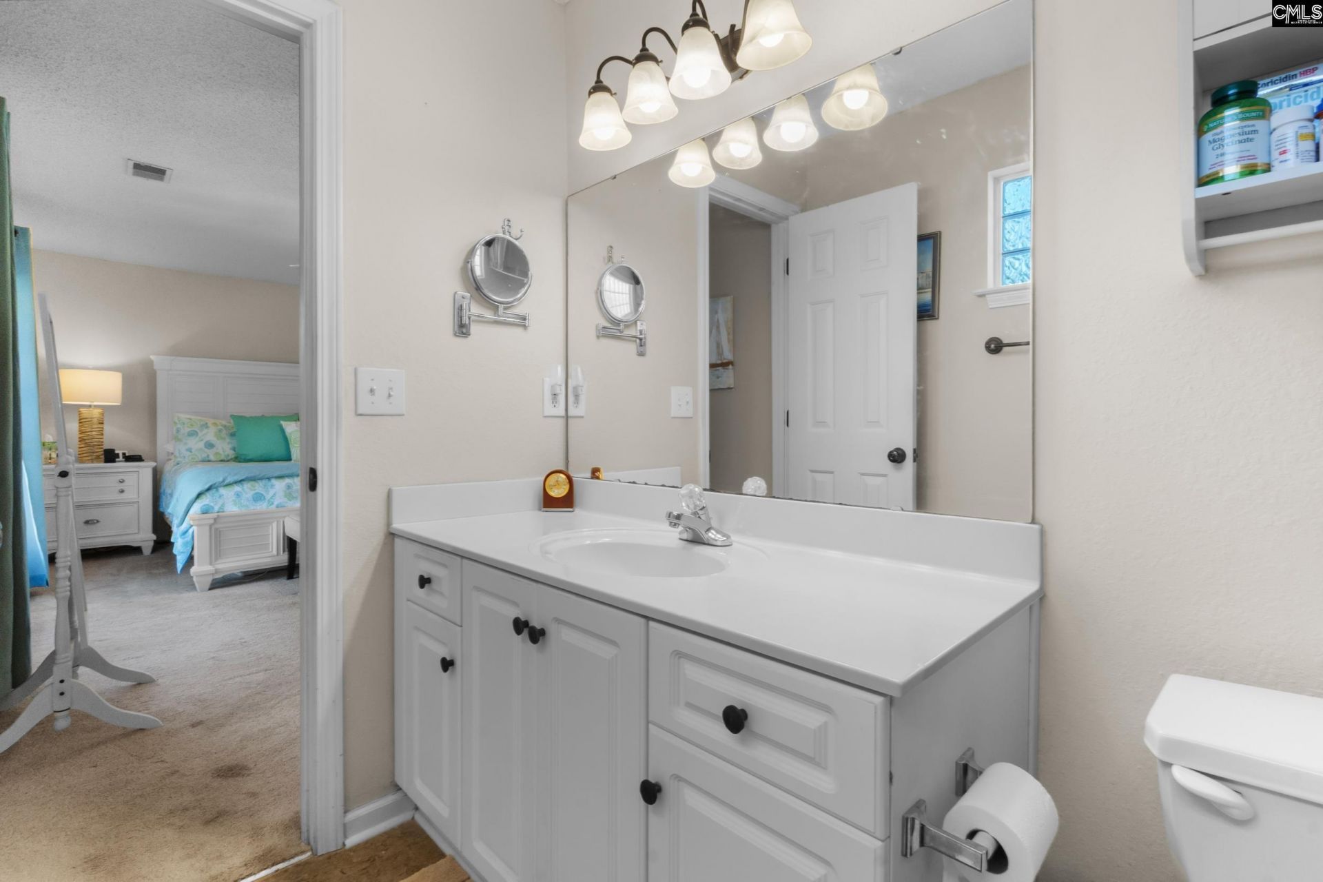 648 Park Road  Photo 16