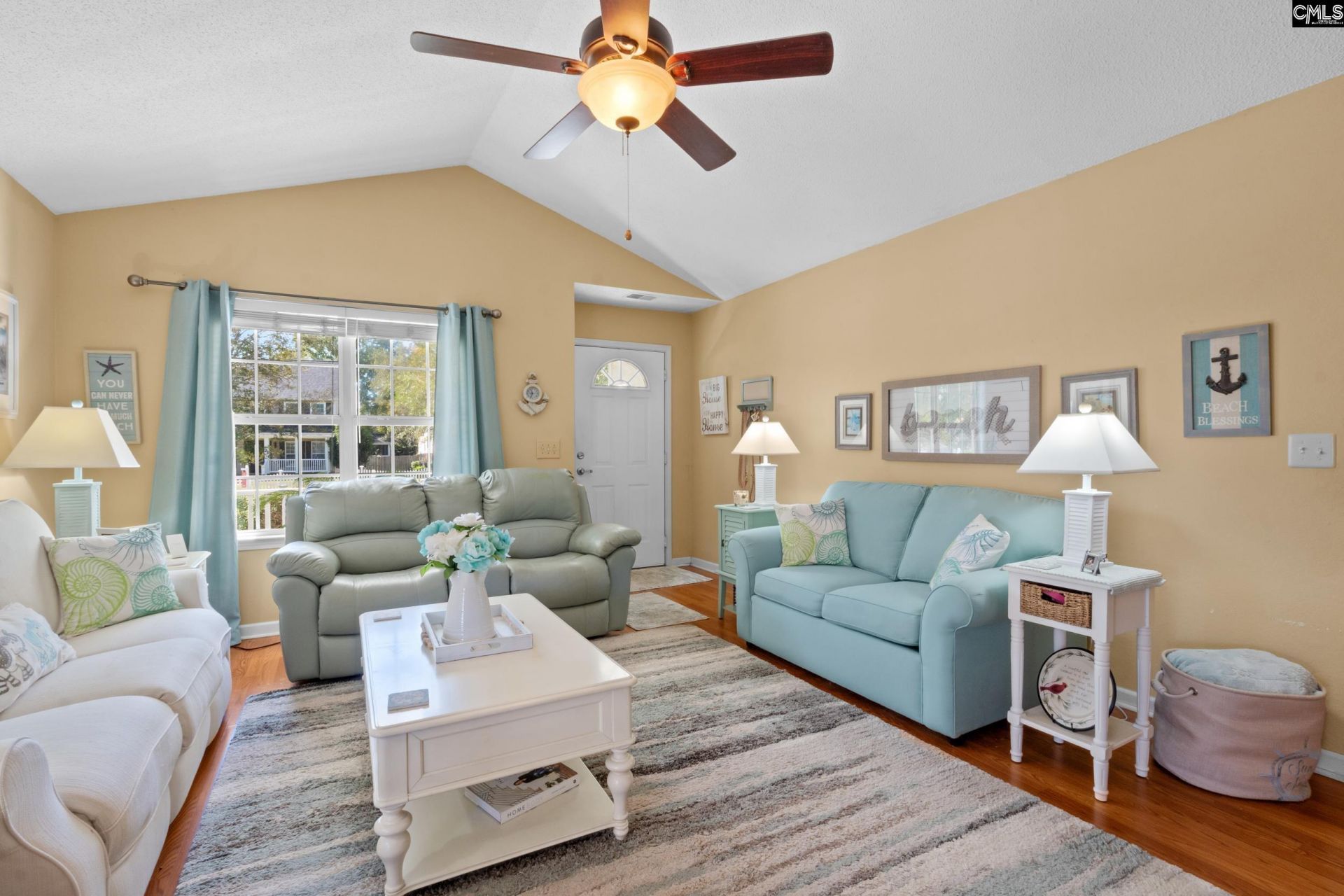 648 Park Road  Photo 5