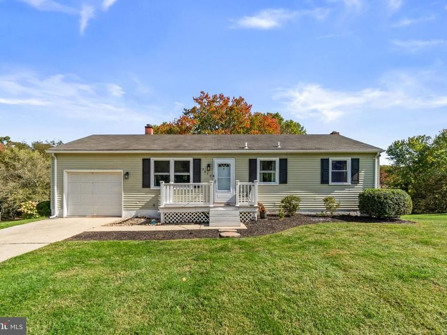 5639 Bartholow Road, Sykesville, MD 21784 Main Photo