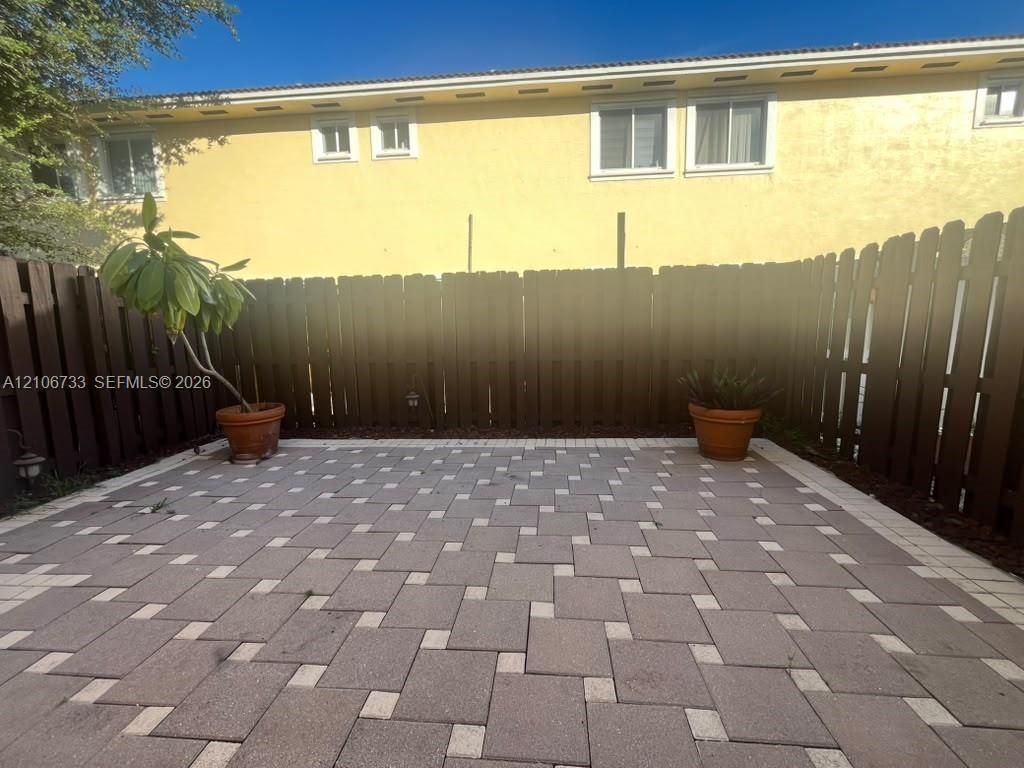 17853 NW 74th Path , Hialeah, FL 33015 Photo