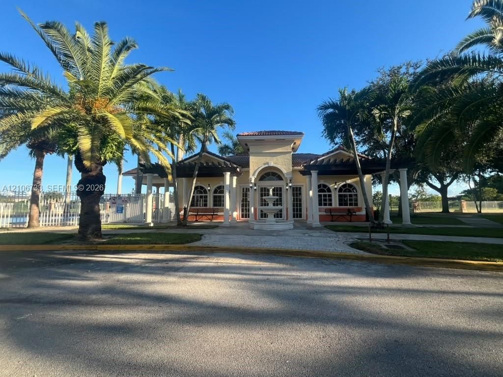 17853 NW 74th Path , Hialeah, FL 33015 Photo
