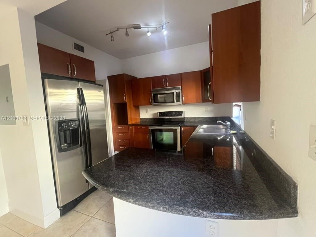 17853 NW 74th Path , Hialeah, FL 33015 Photo
