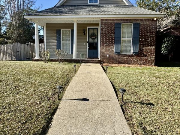 89 Bridgefield Court, Hattiesburg, MS 39402