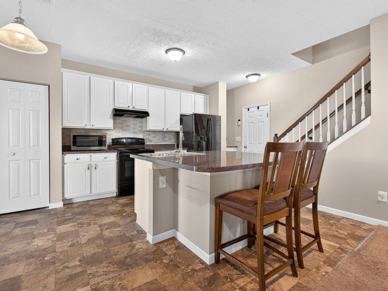 318 Kear Street, Lockbourne, OH 43137 Photo 6