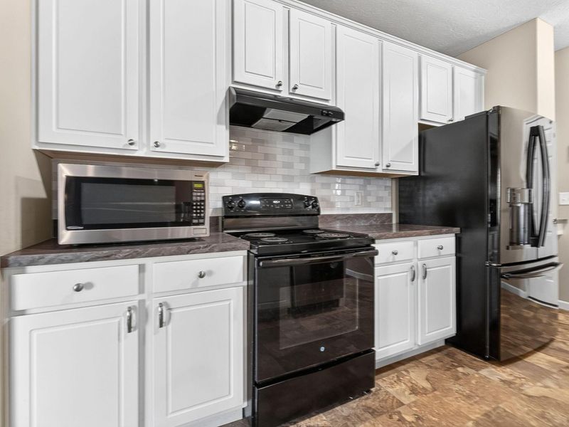 318 Kear Street, Lockbourne, OH 43137 Photo 8