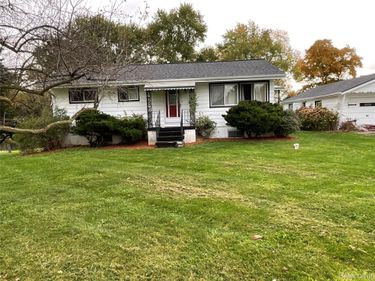 1962 Gray Road, Oregon Township, Mi 48446