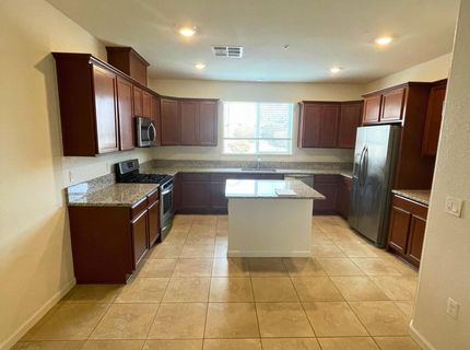 3050 Sterling Ridge Circle, Sparks, NV 89431 Photo