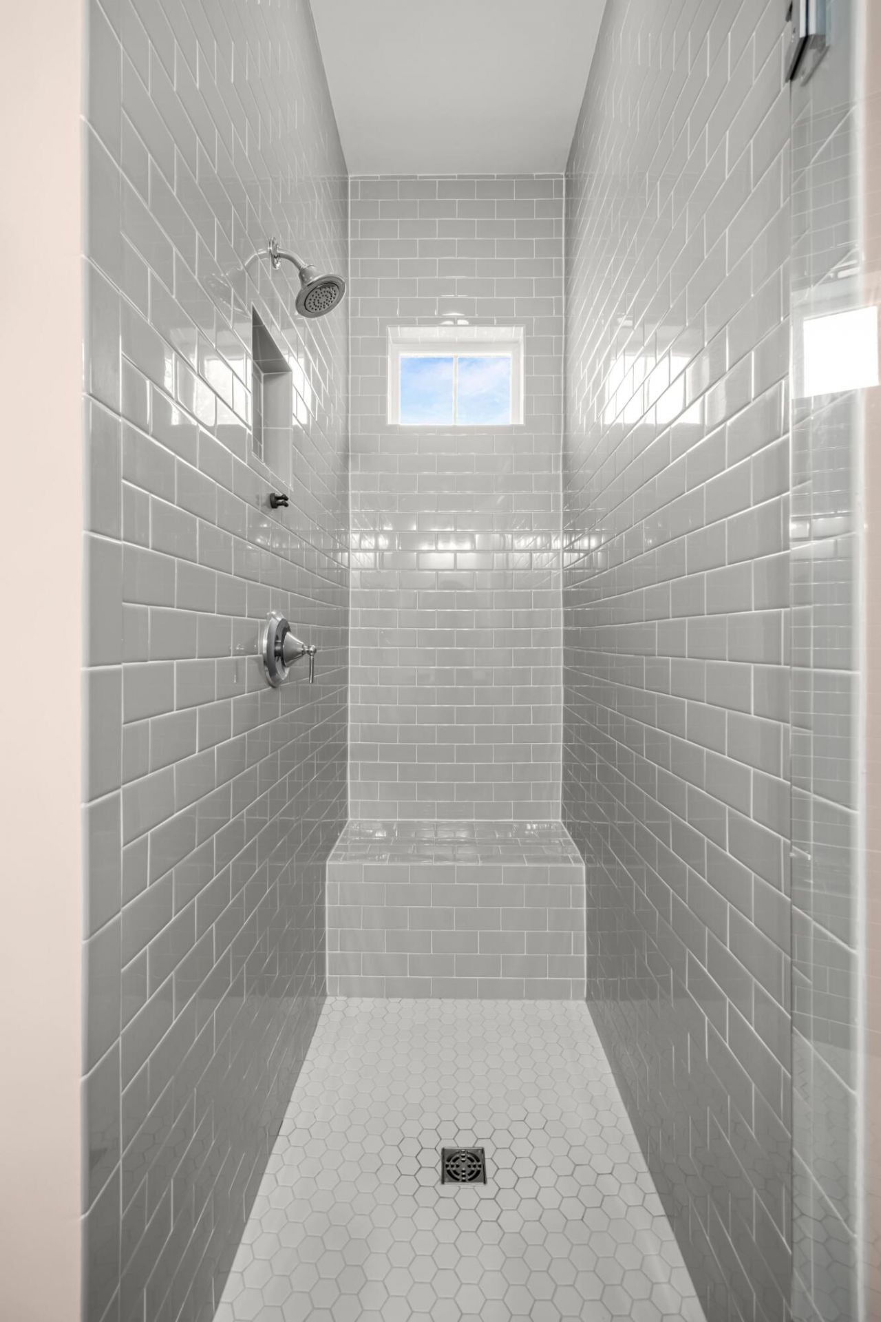 2514 Josiah Street Photo 15