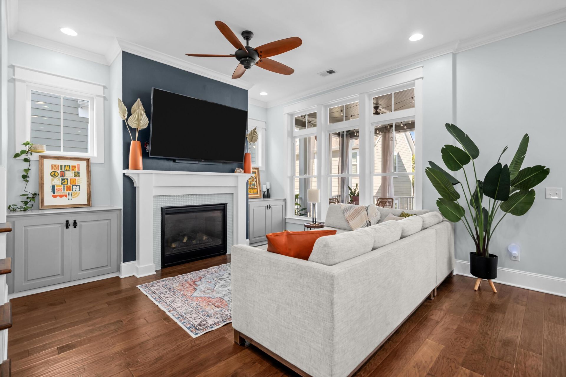 2514 Josiah Street Photo 17