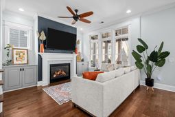 2514 Josiah Street photo 4