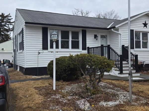 22 Virginia Avenue, Hudson, NY 12534