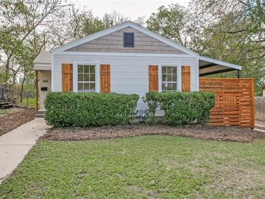 7413 Davenport Avenue , Fort Worth, TX 76116