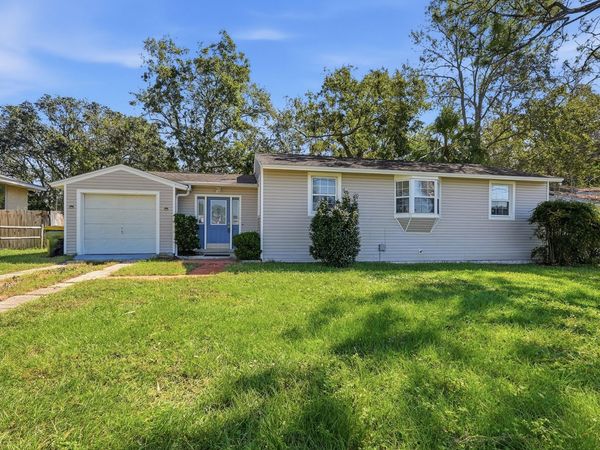 217 NE Highway Avenue, Fort Walton Beach, FL 32547