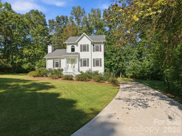 1270 Berra Place , Hickory, NC 28602