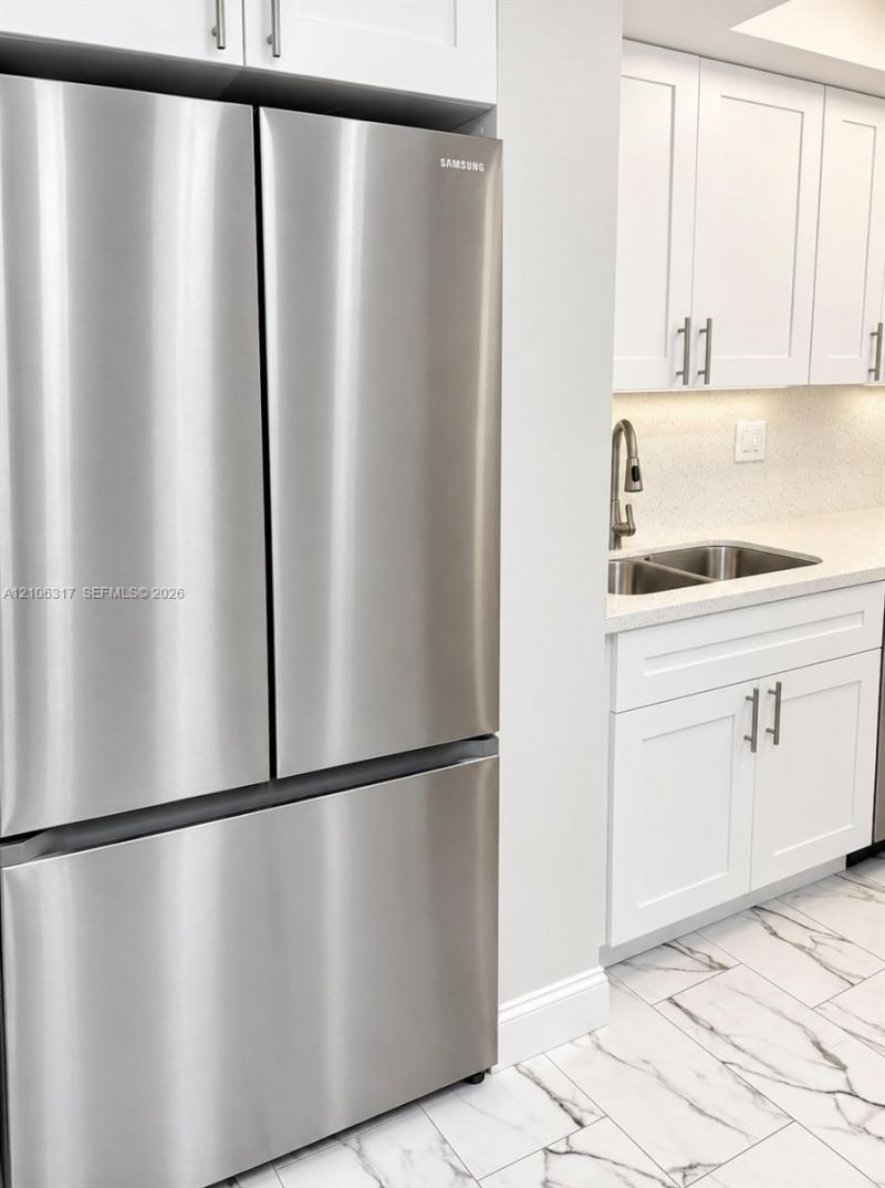 251 174th St , Unit 1415, Sunny Isles Beach, FL 33160 Photo