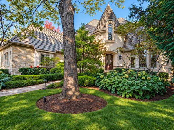 2313 Sheridan Road , Highland Park, IL 60035