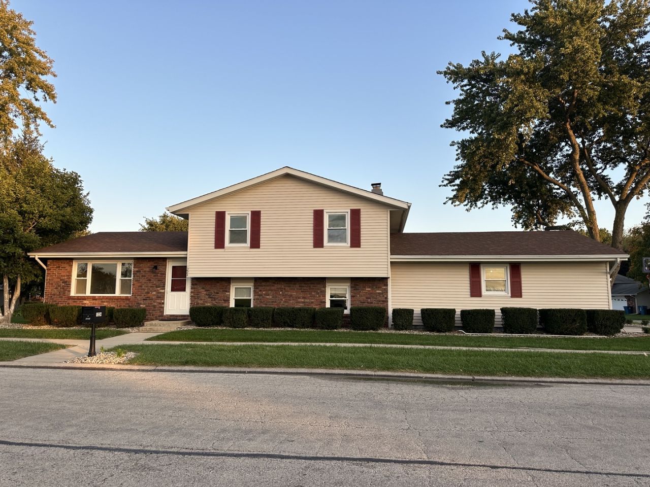 1224 Quail Drive, Bradley, IL 60915 Main Photo
