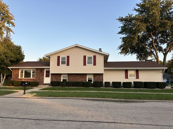 1224 Quail Drive , Bradley, IL 60915