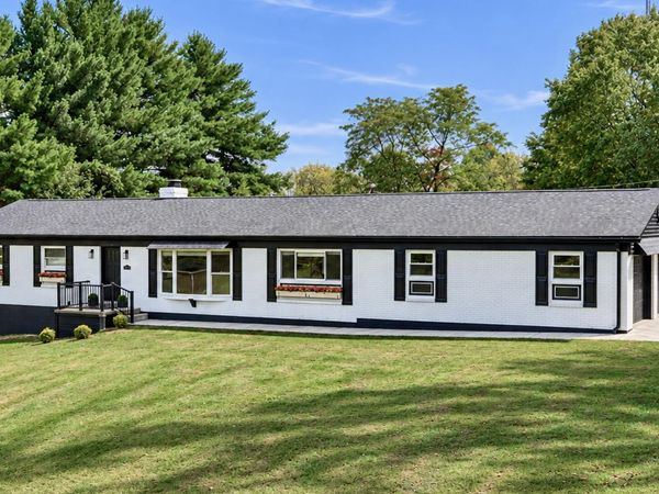 2413 Longbranch Road, Union, KY 41091
