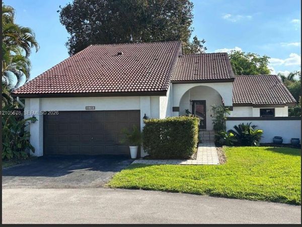 2199 Charleston , Weston, FL 33326