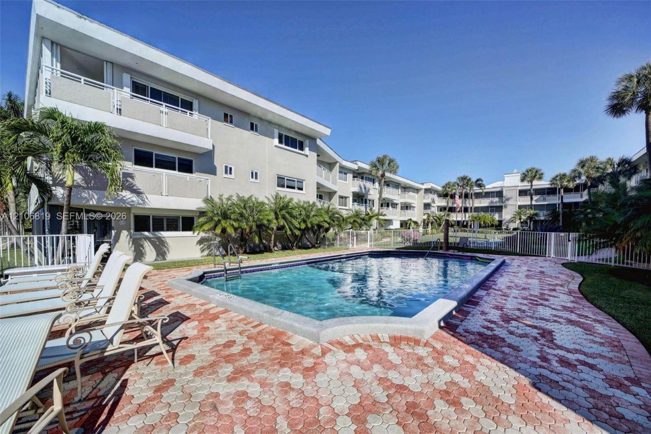 1198 Hillsboro Mile , Unit 340, Hillsboro Beach, FL 33062 Photo