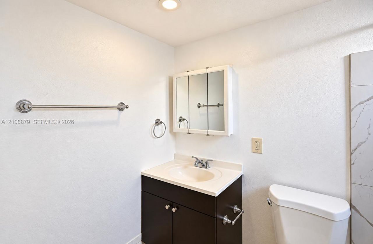 6270 W Flagler St, Unit c6, Miami, FL 33144 Photo
