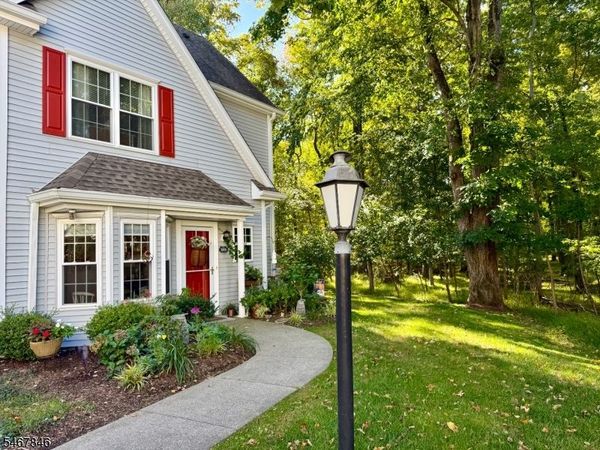 3006 Tudor Dr, Pequannock, NJ 07444