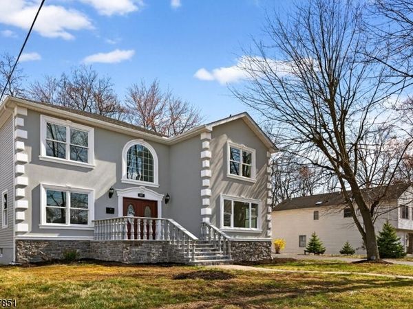 237 Jacksonville Dr, Parsippany-Troy Hills, NJ 07054