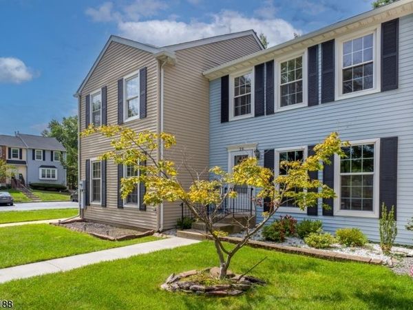 35 Byrnes Ln, Sayreville, NJ 08872
