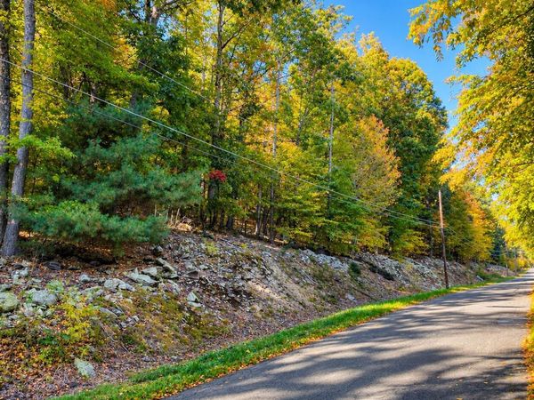 10-13 Shannon Drive, Sugarloaf, PA 18249