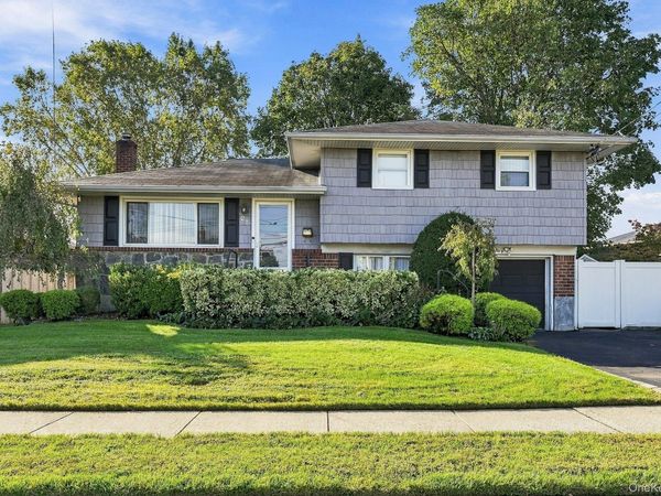 23 Chance Street, Hicksville, NY 11801