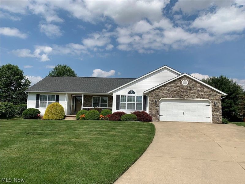 2379 Deer Creek Circle, Orrville, OH 44667 Photo 1