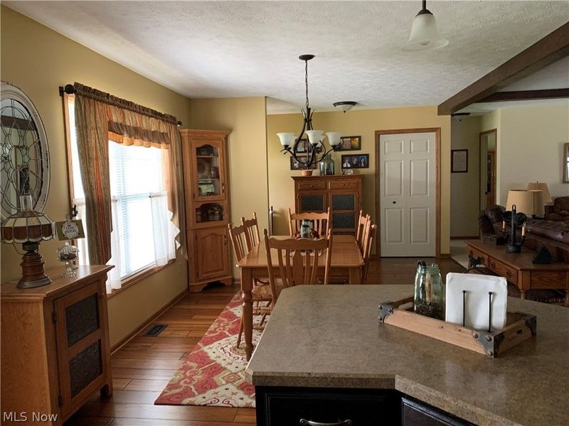 2379 Deer Creek Circle, Orrville, OH 44667 Photo 4