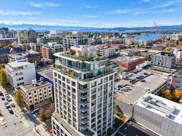760 Johnson St, Unit #PH 1501, Victoria, BC V8W 1N1