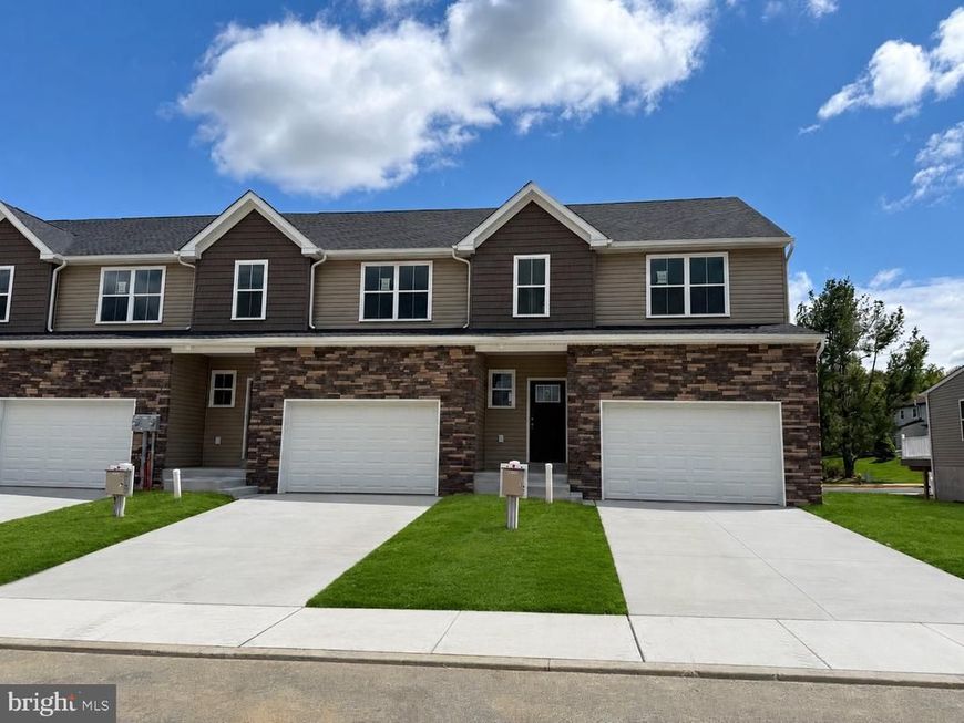 206 Lucille Way, Unit LOT 12, Fleetwood, PA 19522 Main Photo