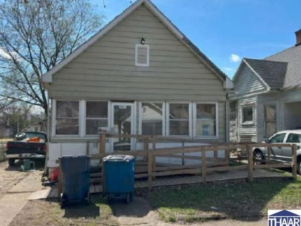 1921 6th Avenue, Terre Haute, IN 47807