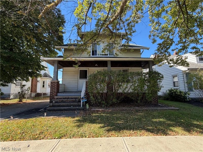 18710 Neff Road, Cleveland, OH 44119 Photo 1