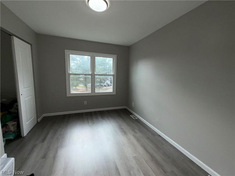 18710 Neff Road, Cleveland, OH 44119 Photo 24