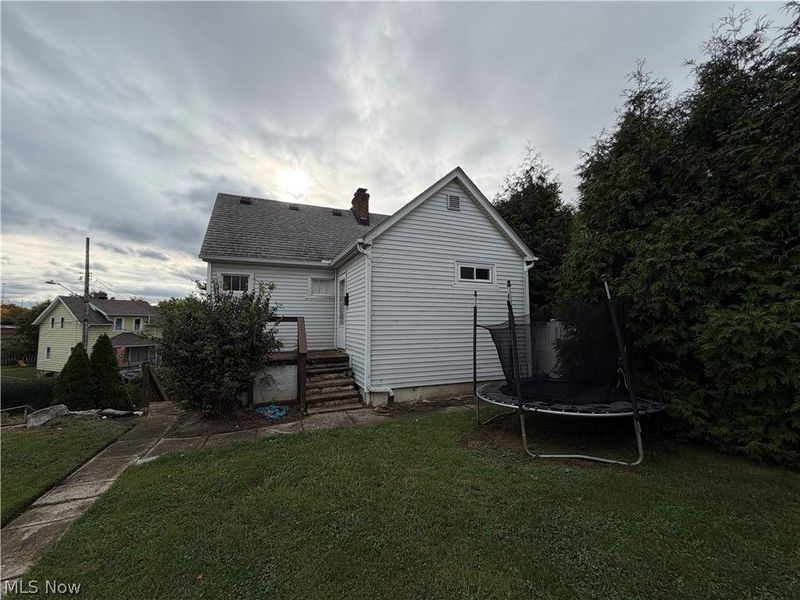 18710 Neff Road, Cleveland, OH 44119 Photo 33