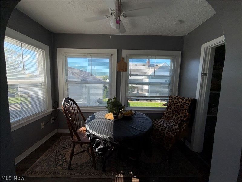 18710 Neff Road, Cleveland, OH 44119 Photo 5