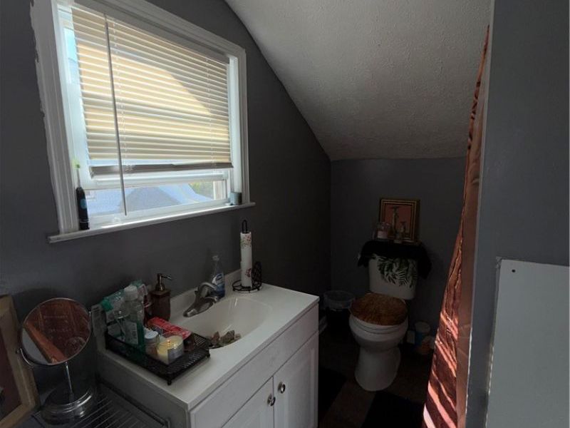 18710 Neff Road, Cleveland, OH 44119 Photo 6
